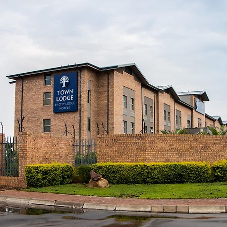 Town Lodge กาโบโรเน ภายนอก รูปภาพ